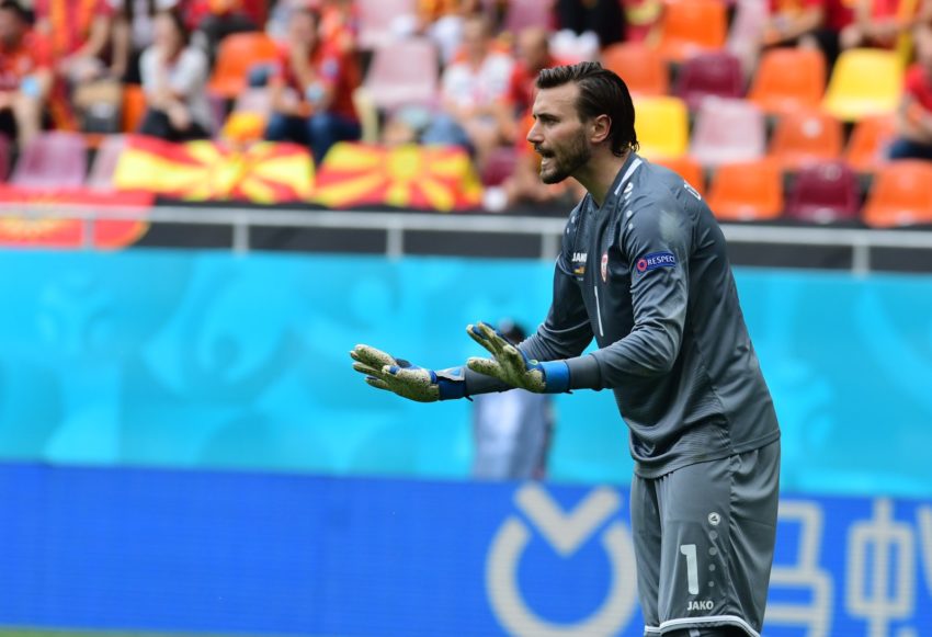 СТОЛЕ ДИМИТРИЕВСКИ СЕ ЗАЦВРСТИ НА ГОЛОТ – ВАЛЕНСИЈА РЕДИ ПОБЕДИ