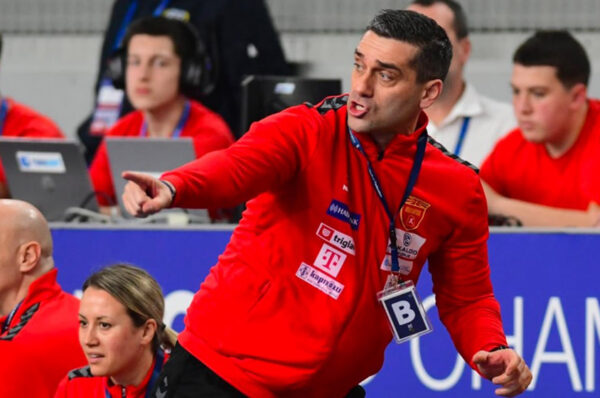 ЛАЗАРОВ: ПАК МАКЕДОНСКИОТ МЕНТАЛИТЕТ…