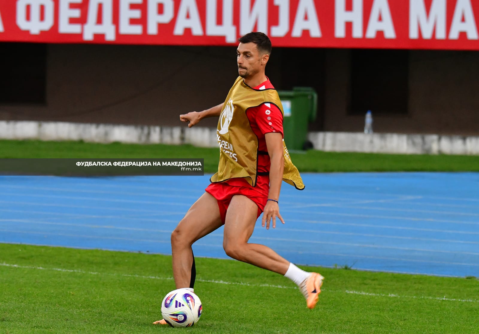 СТЕФАН АШКОВСКИ СЕ СЕЛИ ВО ИРАН (ФОТО)