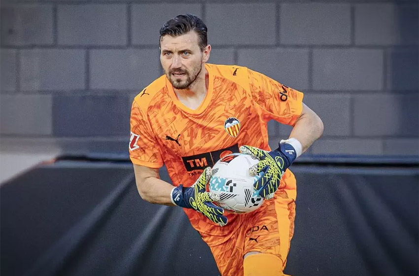 ВИДЕО: СТОЛЕ ОДБРАНИ ПЕНАЛ, НО ВАЛЕНСИЈА ПРИМИ ГОЛ ВО 96 МИНУТА И ИСПАДНА ОД КУПОТ