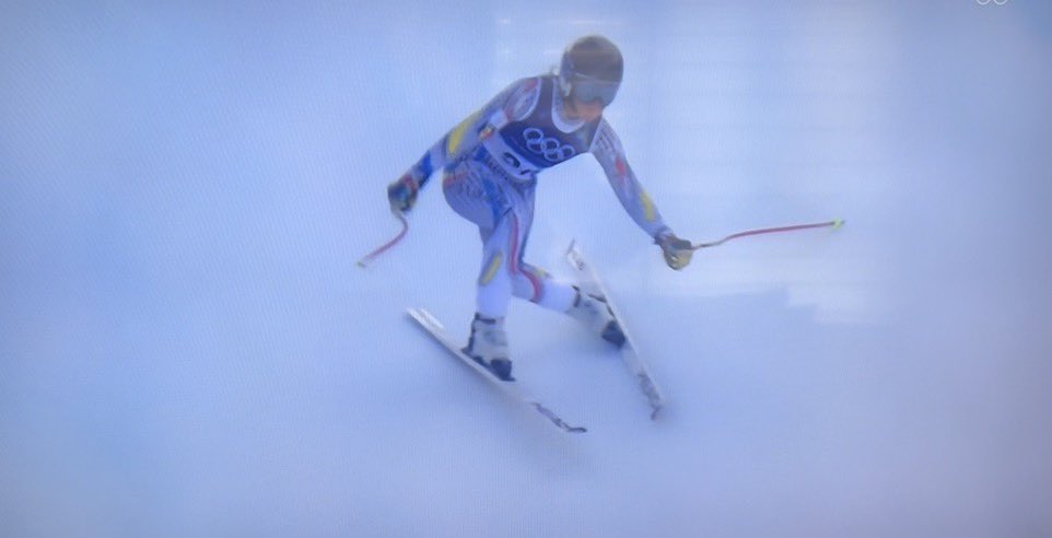 (ВИДЕО) НОВ СТРАВИЧЕН ПАД НА ПАТЕКАТА – НАТПРЕВАРУВАЧКА ОД АНДОРА ЗАВРШИ ВО БОЛНИЦА