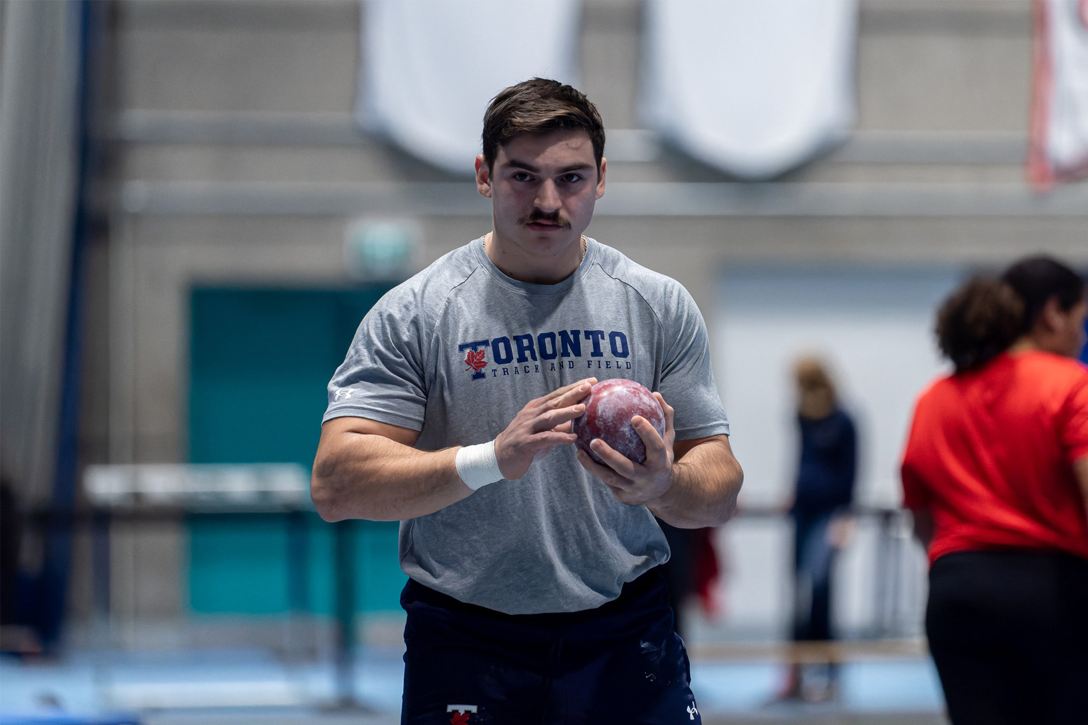 СВЕТИ КЛИМЕНТ ОХРИДСКИ ВО СРЦЕТО НА МАКЕДОНЕЦ КОЈ НАСТАПИ ЗА КАНАДА НА ЗОИ