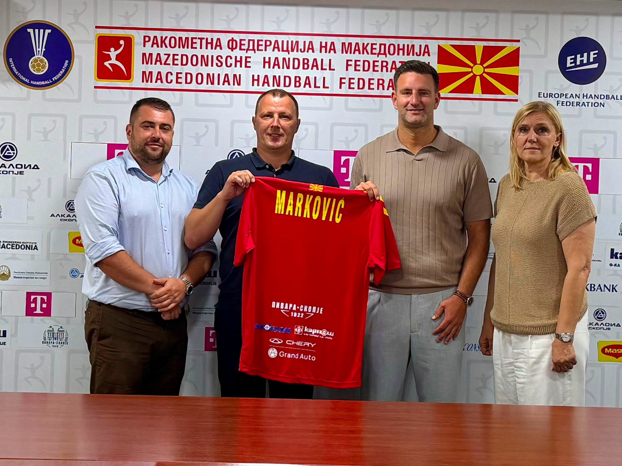 ЖЕНСКАТА РАКОМЕТНА РЕПРЕЗЕНТАЦИЈА ИМАА НОВ СЕЛЕКТОР